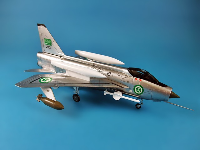 ライトニング F.53