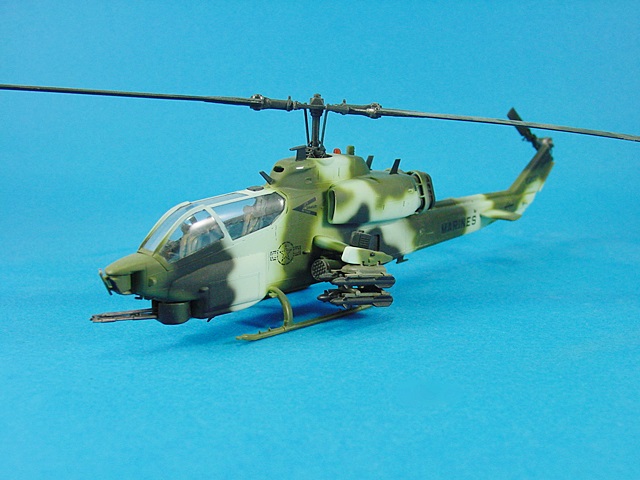 AH-1W　スーパーコブラ